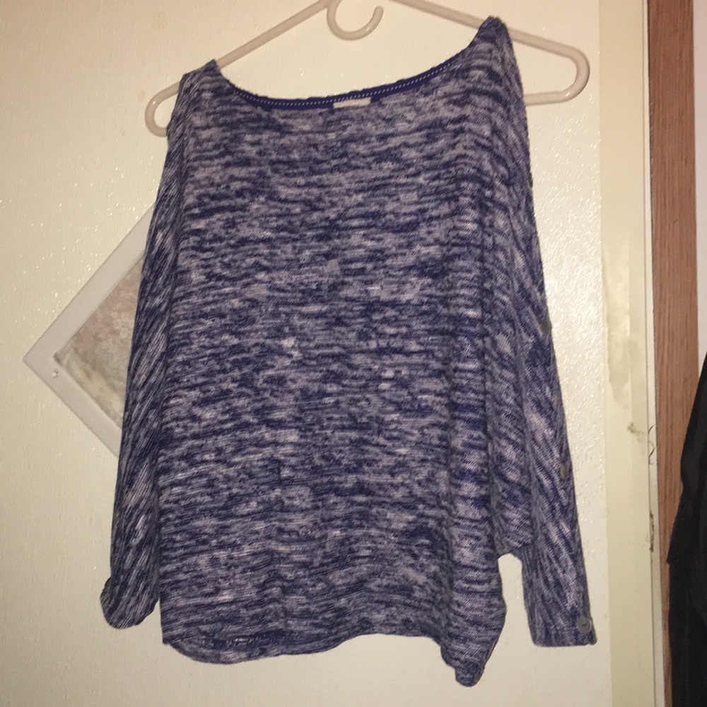 Cute sweater top
